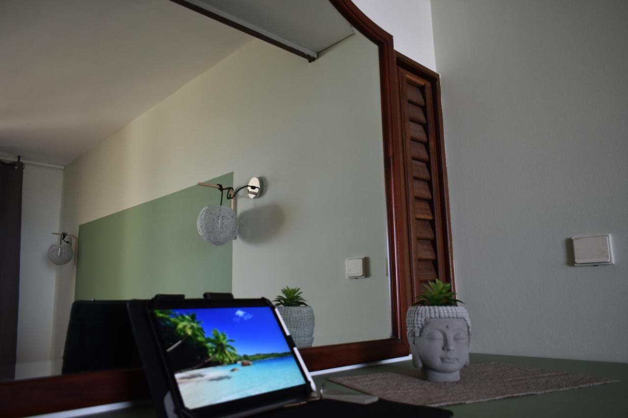 Ananas Premium - Sejour Detente T2 Vue Mer Avec Balcon Prive A Tartane Trinité  Extérieur photo