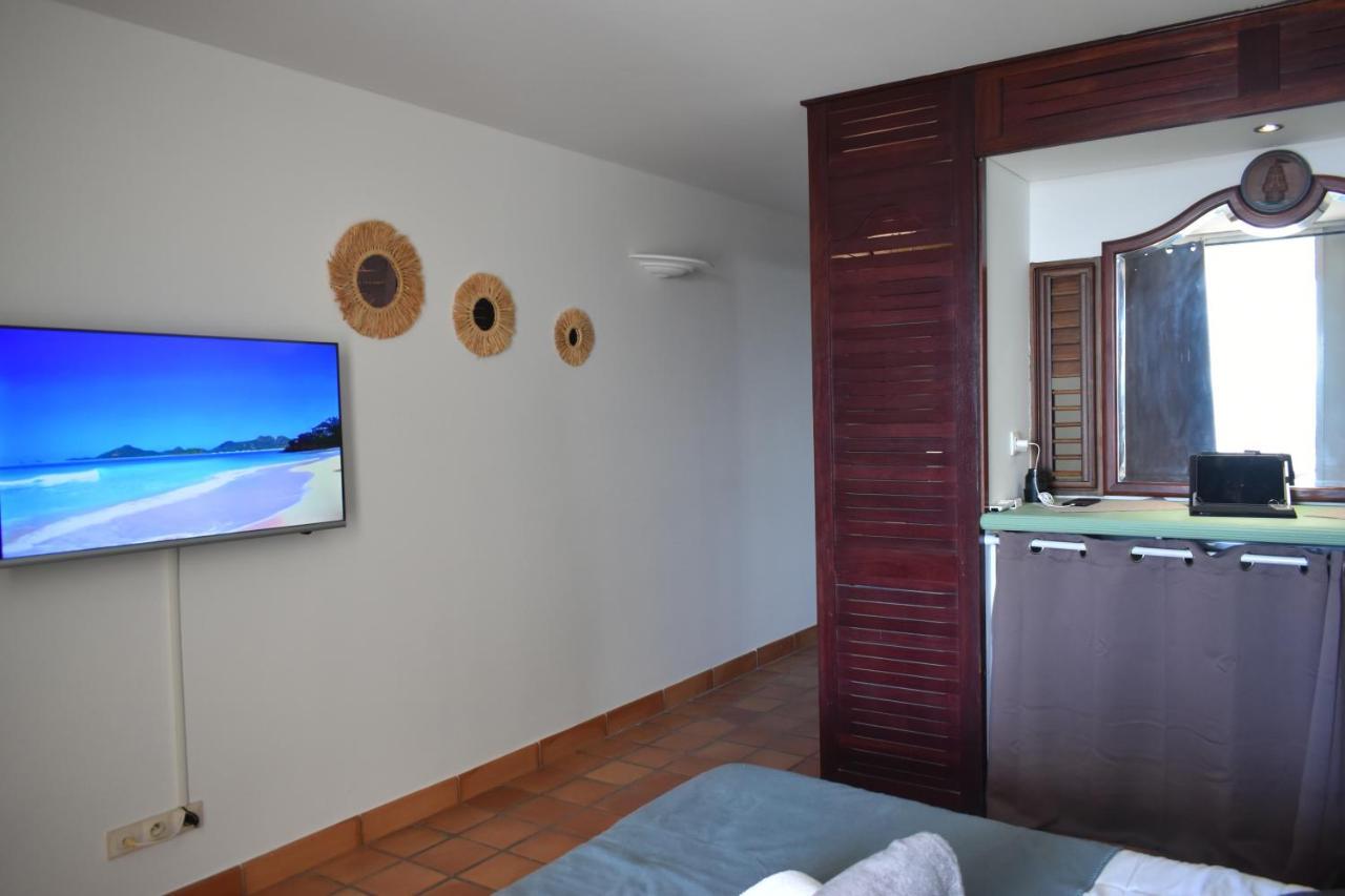 Ananas Premium - Sejour Detente T2 Vue Mer Avec Balcon Prive A Tartane Trinité  Extérieur photo